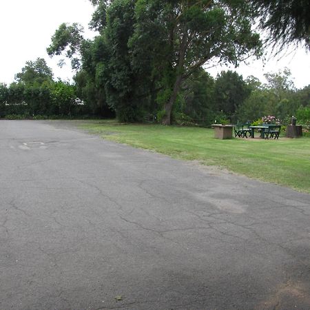 The Wayfarer Motel Muswellbrook Eksteriør bilde